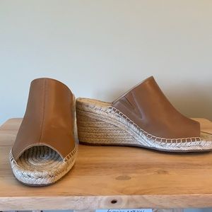 Sole Society “So-Caleena” Espadrille wedge